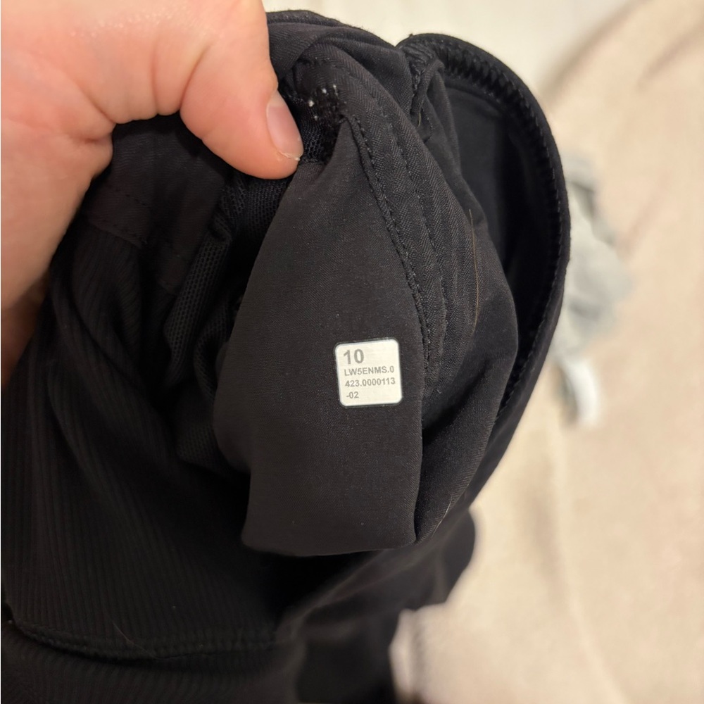 Black lululemon dance studio jogger - Picture 4 of 4